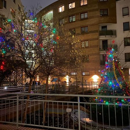 ורשה Komfortowy Apartament Na Florianskiej, Park Praski, Dw Wilenski,W Odleglosci Spaceru Od Starego Miasta, Milo Widziec Gosci Ze Zwierzetami מראה חיצוני תמונה
