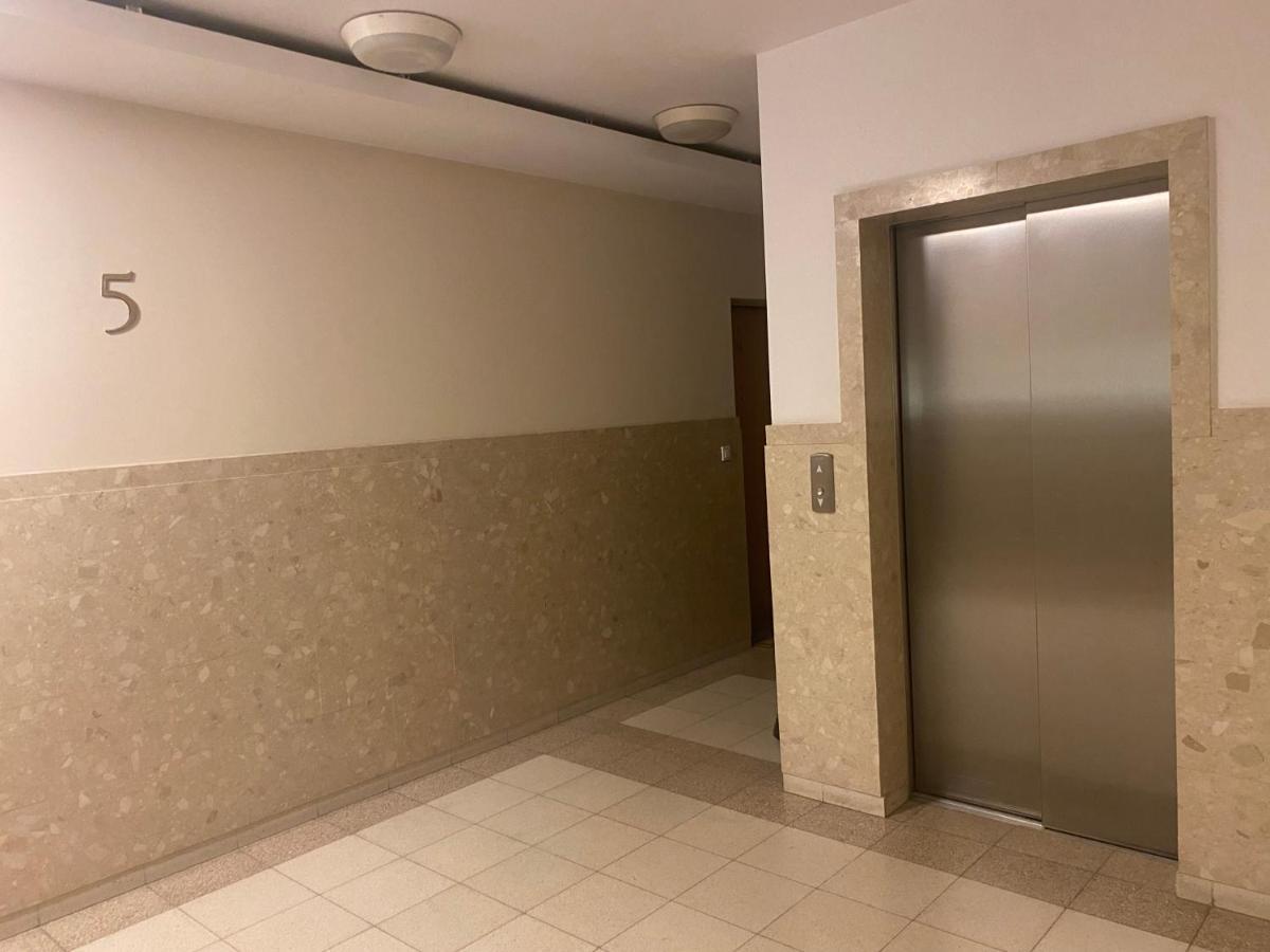 ורשה Komfortowy Apartament Na Florianskiej, Park Praski, Dw Wilenski,W Odleglosci Spaceru Od Starego Miasta, Milo Widziec Gosci Ze Zwierzetami מראה חיצוני תמונה