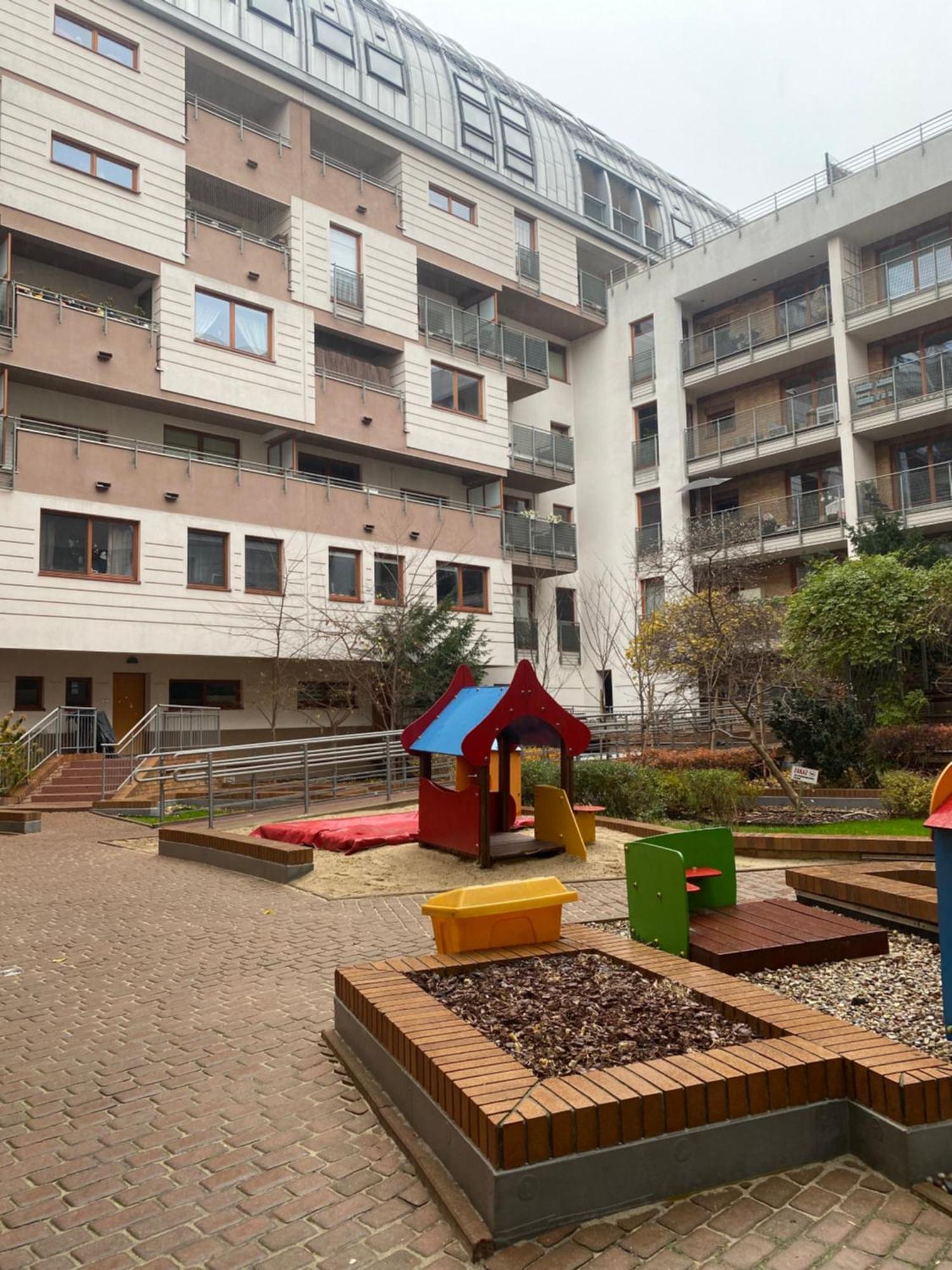 ורשה Komfortowy Apartament Na Florianskiej, Park Praski, Dw Wilenski,W Odleglosci Spaceru Od Starego Miasta, Milo Widziec Gosci Ze Zwierzetami מראה חיצוני תמונה